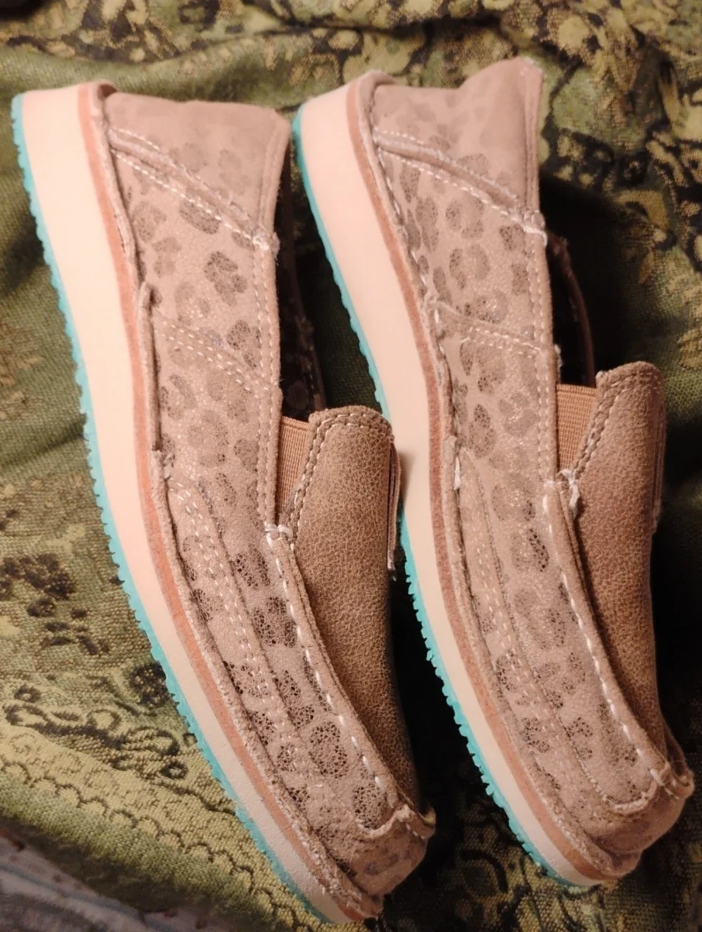 Very G comfortable women